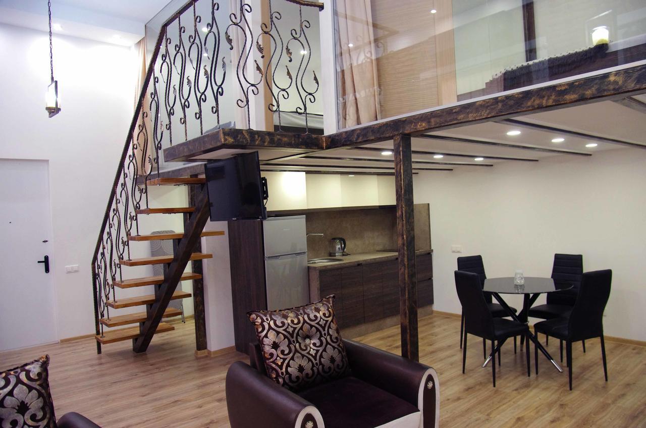 Apartment On Tabidze Tbilisi Exterior foto